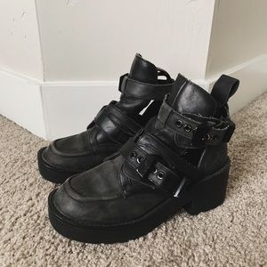 Jeffrey Campbell Cutout Coltrane Boot